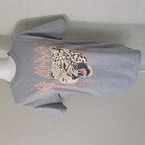 Free People DayDreamer Def Leppard Band Tee XS Gray Graphic T-Shirt Short Sleeve